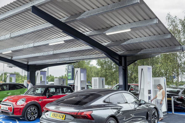 MoveTo.solar-index-Slider01