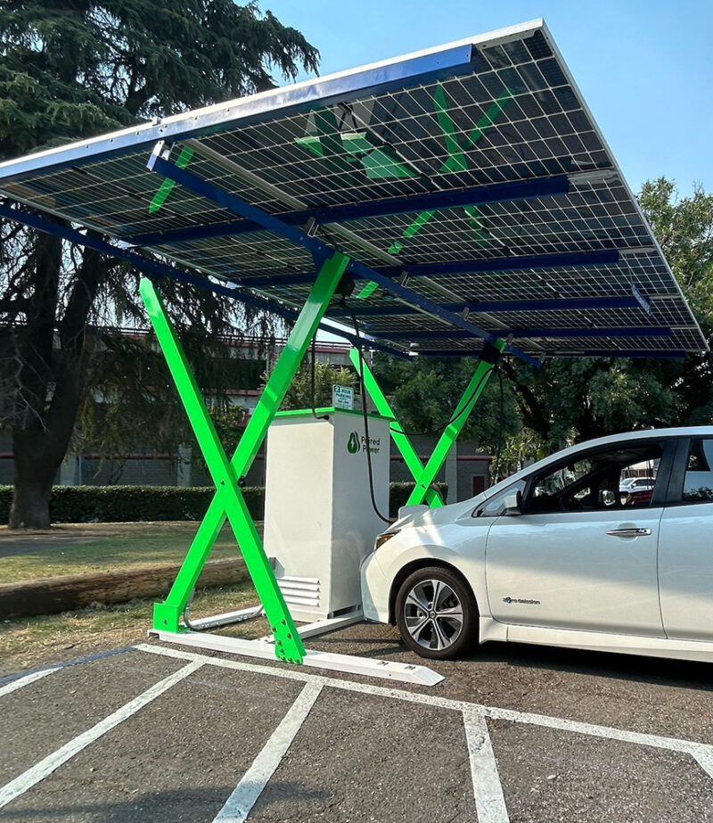 MoveTo.Solar 可移动光伏车棚系统